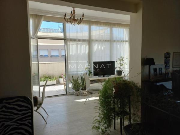 Stan na prodaju u Beogradu, Stari grad, 242m2, cena 580000 evra