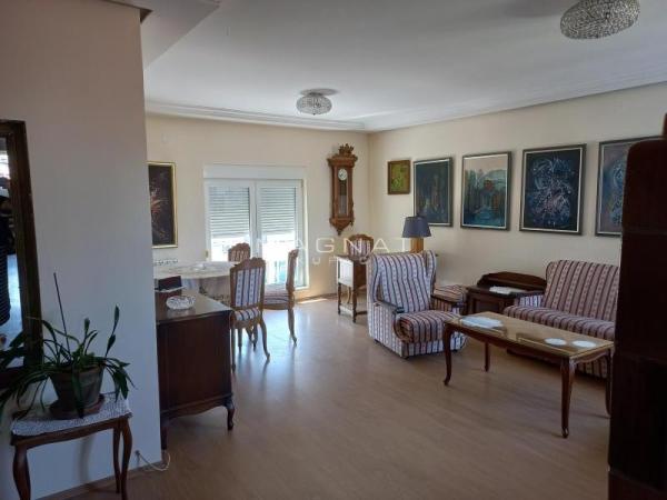 Stan na prodaju u Beogradu, Stari grad, 242m2, cena 580000 evra