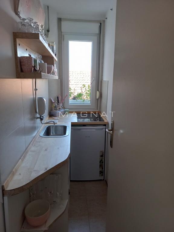 Stan na prodaju u Beogradu, Stari grad, 242m2, cena 580000 evra