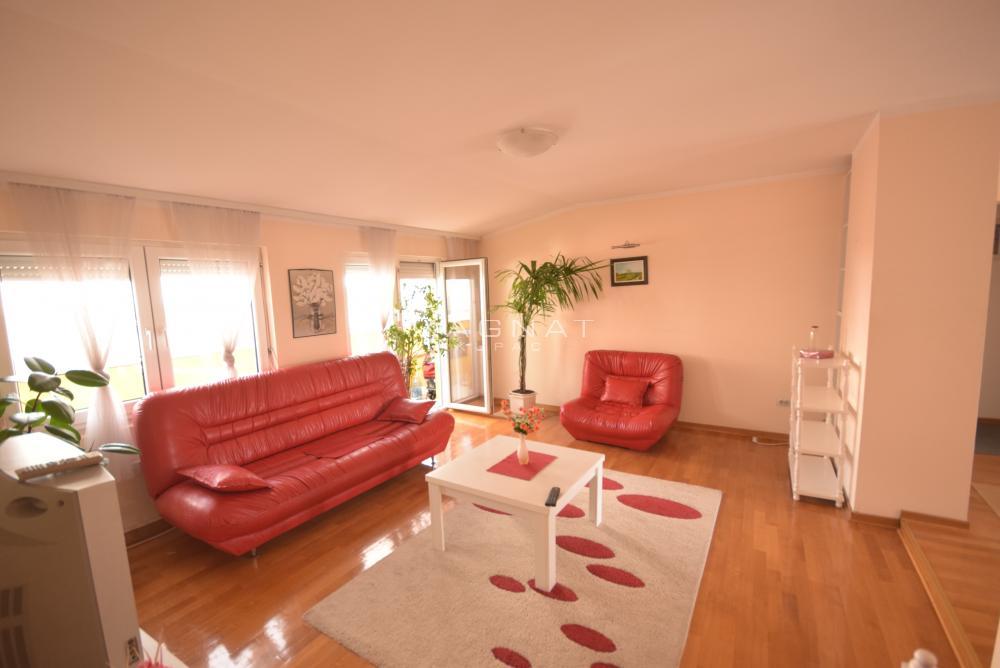 Stan na prodaju u Beogradu, Vračar (Hram), trosoban, 95m2, cena 260000 evra