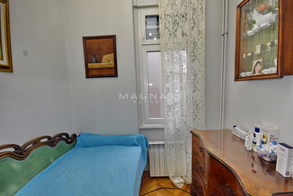 Stan na prodaju u Beogradu, Stari grad, cetvorosoban, 125m2, cena 580000 evra