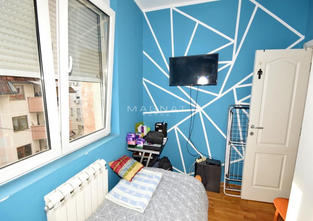 Stan na prodaju u Beogradu, Pašino brdo, trosoban, 70m2, cena 225000 evra