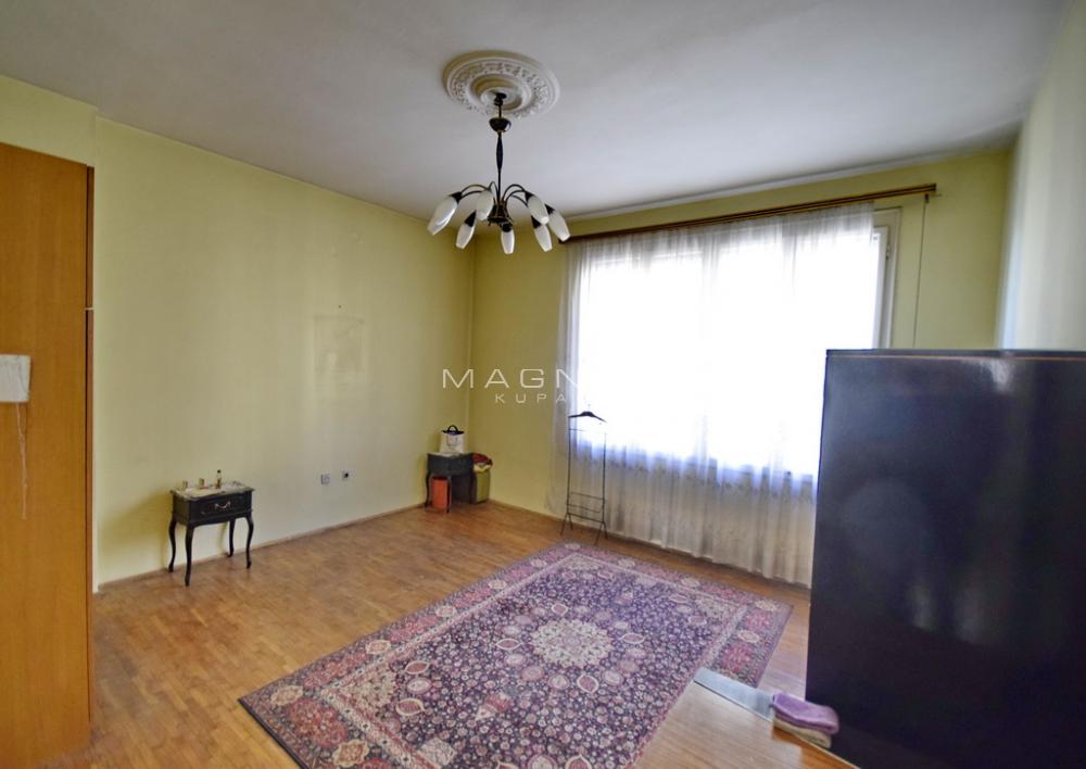 Stan na prodaju u Beogradu, Vračar, troiposoban, 94m2, cena 323000 evra