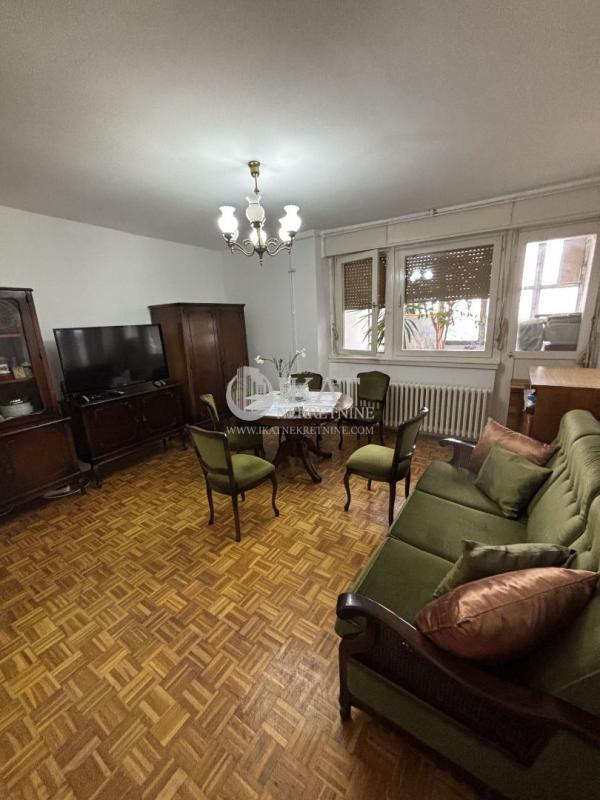 Stan na prodaju u Beogradu, Zvezdara, dvoiposoban, 85m2, cena 187000 evra