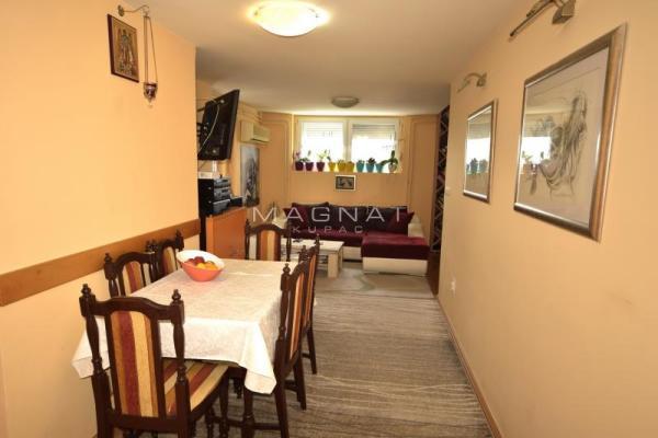 Stan na prodaju u Beogradu, Rakovica, troiposoban, 91m2, cena 170000 evra