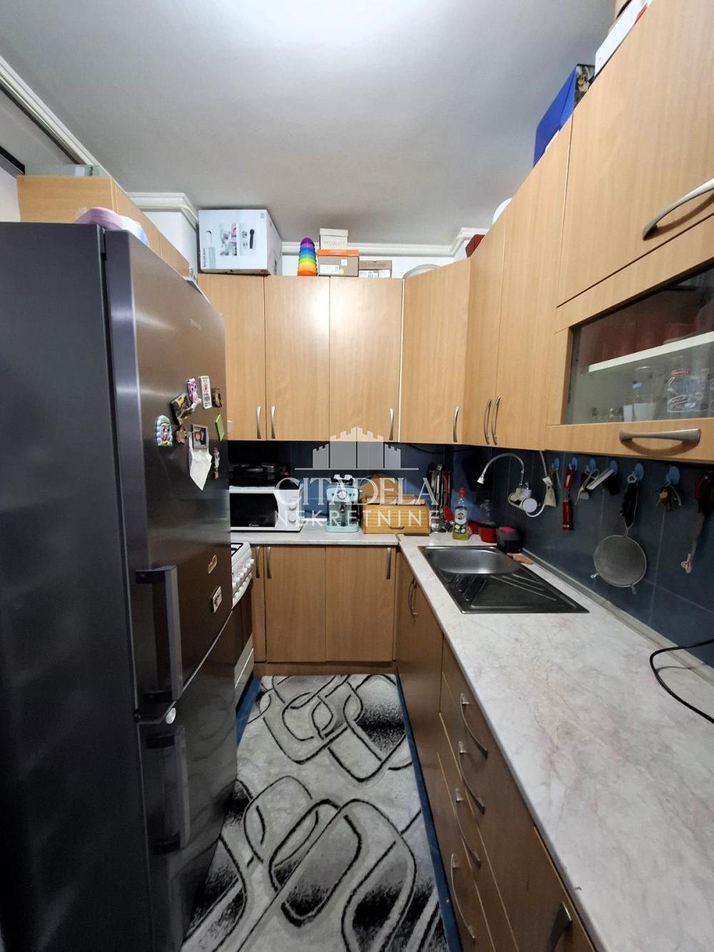 Stan na prodaju u Beogradu, Novi Beograd blok 62, jednoiposoban, 41m2, cena 148000 evra
