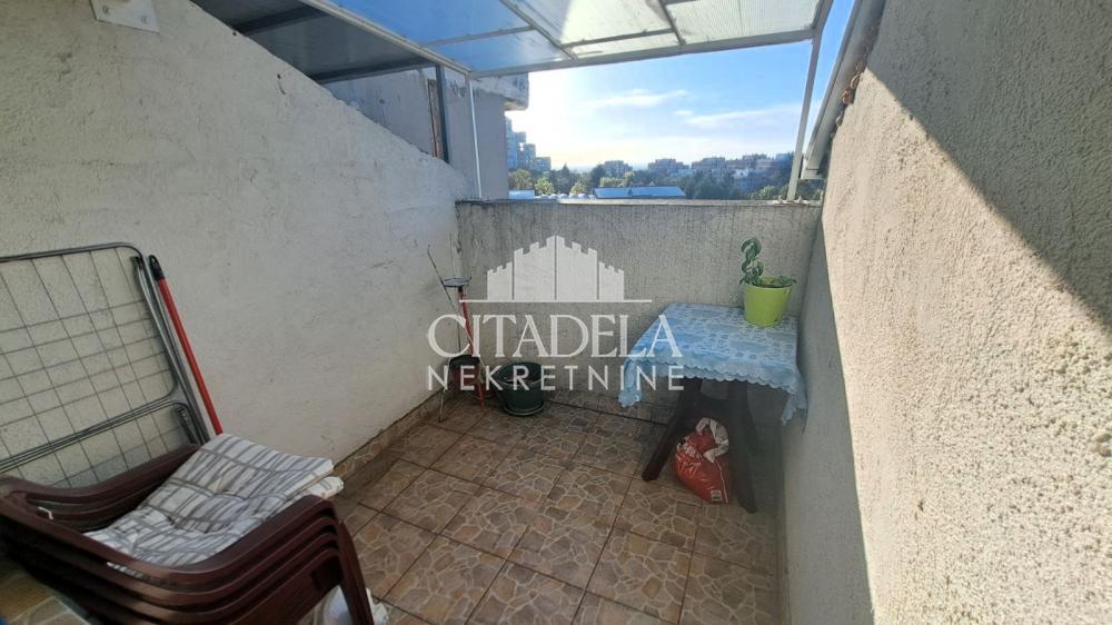 Stan na prodaju u Beogradu, Rakovica, dvoiposoban, 53m2, cena 115000 evra