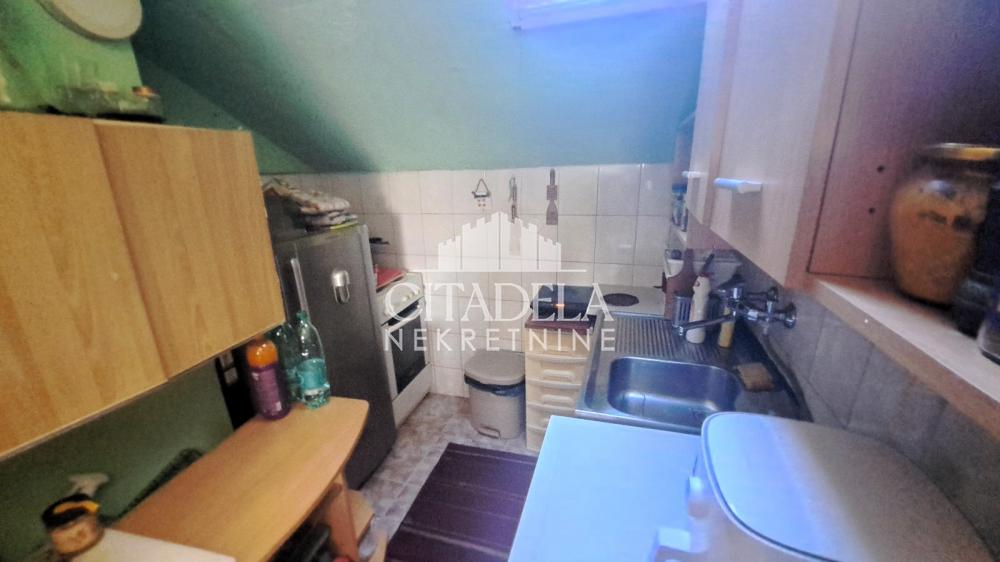 Stan na prodaju u Beogradu, Rakovica, dvoiposoban, 53m2, cena 115000 evra