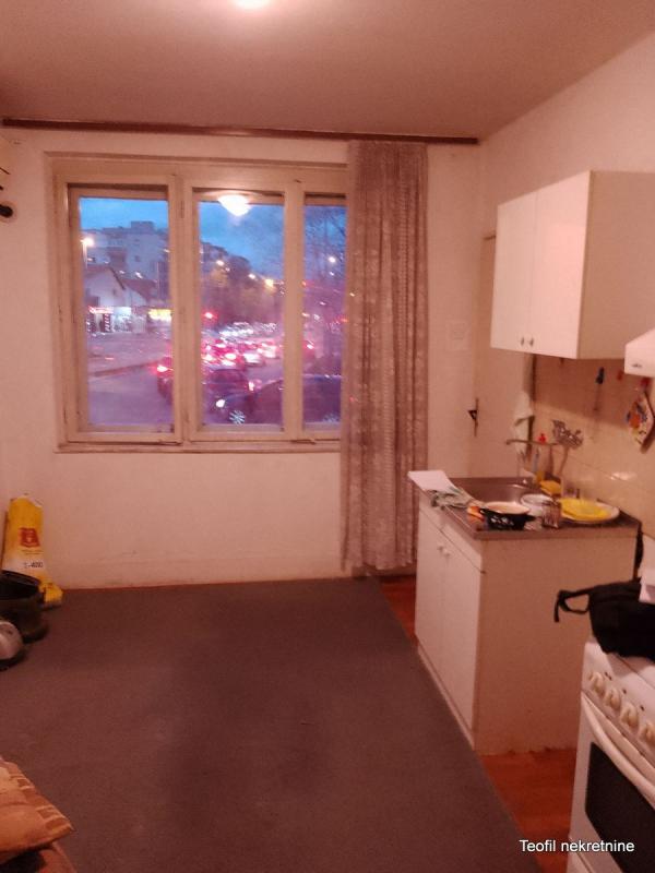 Stan na prodaju u Beogradu, Prvomajska, dvosoban, 58m2, cena 125000 evra