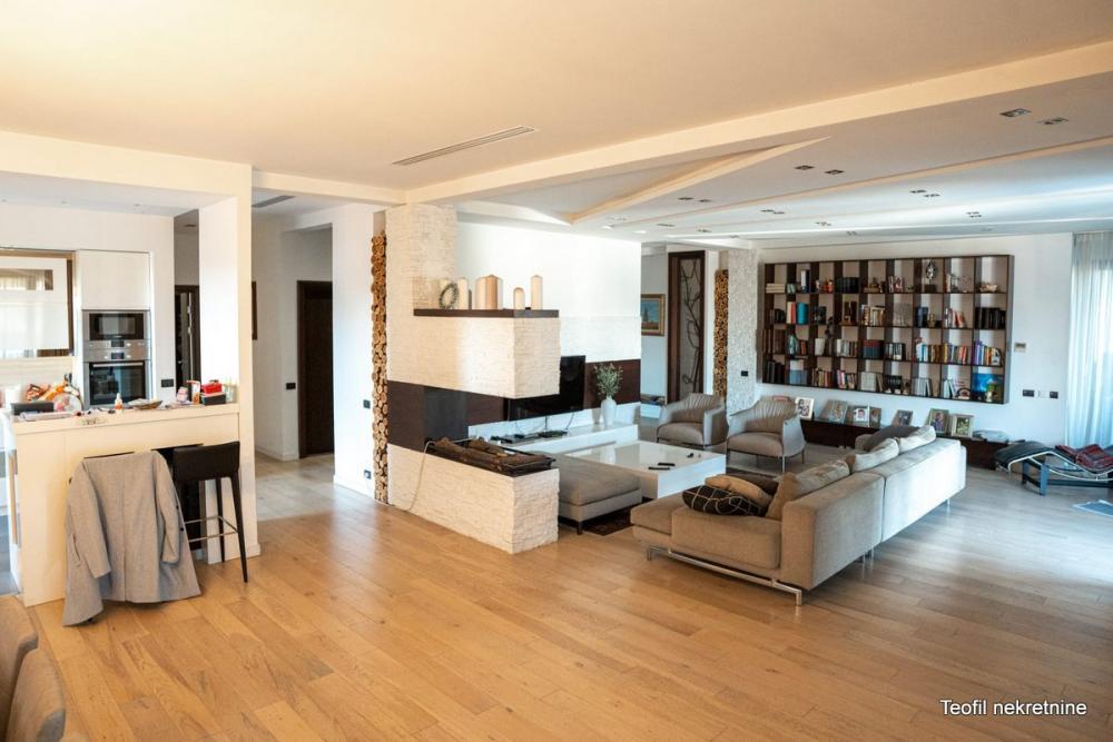 Stan na prodaju u Beogradu, Dedinje, cetvorosoban, 220m2, cena 1750000 evra