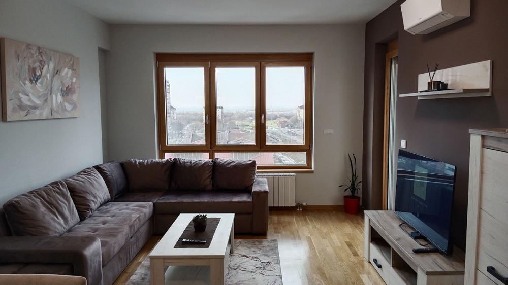 Stan na prodaju u Beogradu, Novi Beograd blok 45 (TC Enjub), dvosoban, 56m2, cena 224000 evra