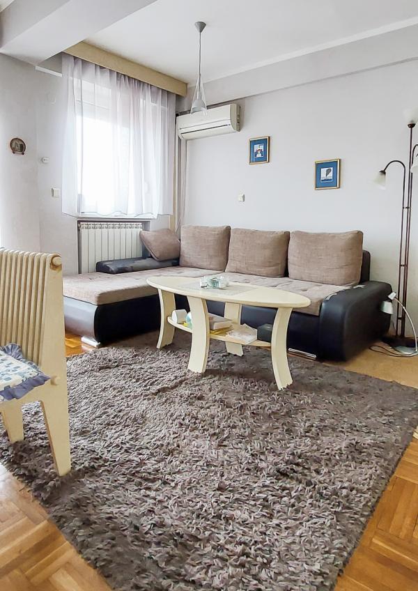 Stan na prodaju u Beogradu, Bulbulder, dvoiposoban, 60m2, cena 168000 evra