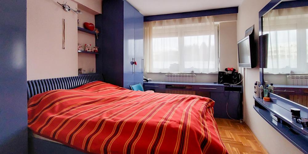 Stan na prodaju u Beogradu, Bulbulder, dvoiposoban, 60m2, cena 168000 evra
