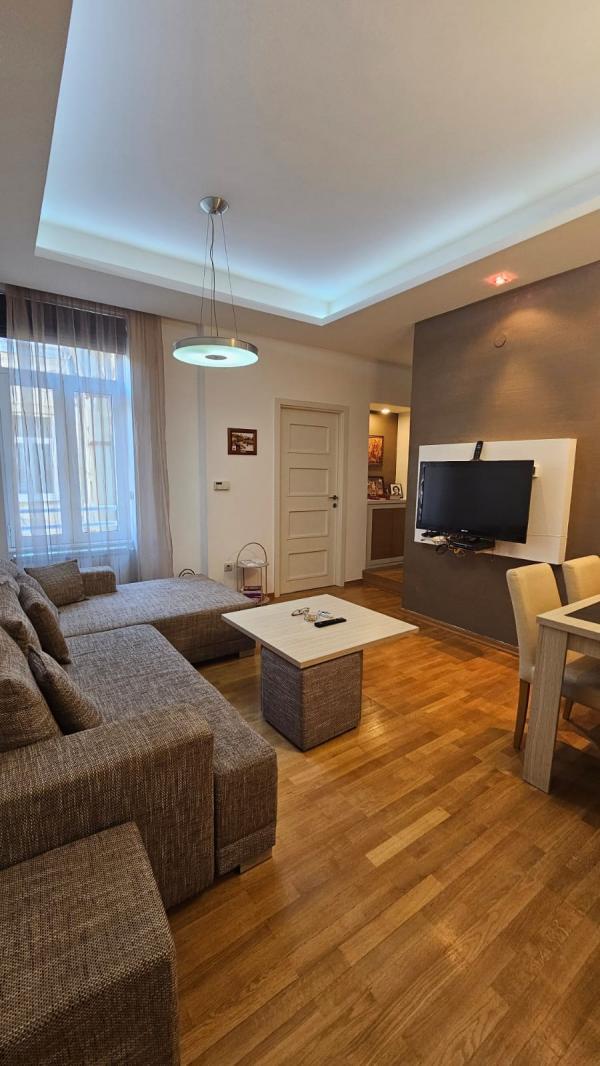 Stan na prodaju u Beogradu, Beograd (centar), trosoban, 71m2, cena 285000 evra