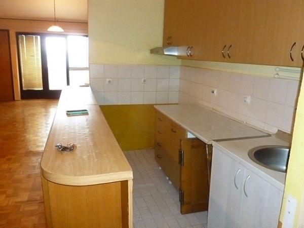 Stan na prodaju u Beogradu, Cvetkova pijaca, trosoban, 92m2, cena 163000 evra