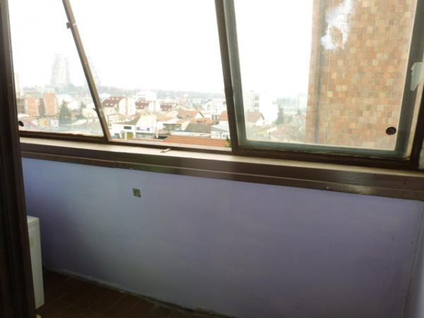 Stan na prodaju u Beogradu, Cvetkova pijaca, trosoban, 92m2, cena 163000 evra