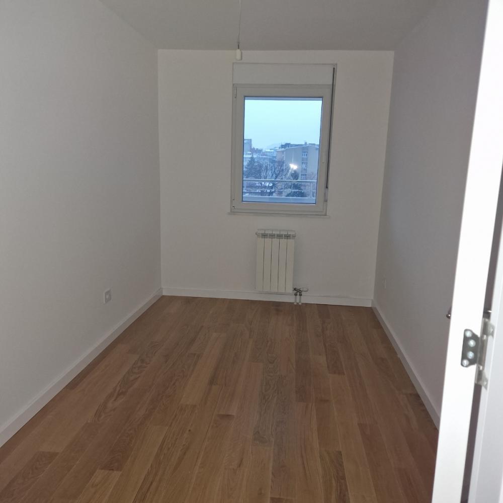 Stan na prodaju u Beogradu, Vukov spomenik, 106m2, cena 400680 evra