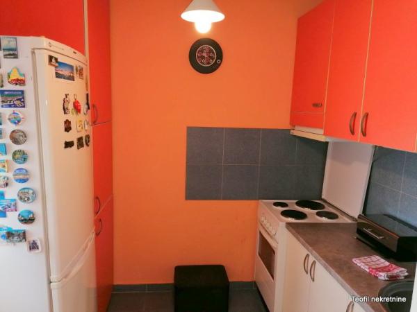 Stan na prodaju u Beogradu, Novi Beograd blok 61, trosoban, 84m2, cena 210000 evra