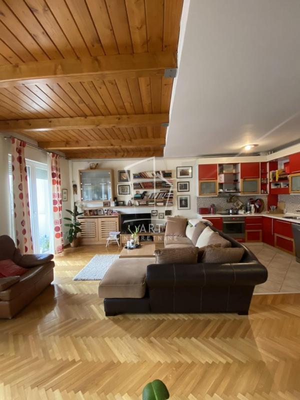 Stan na prodaju u Beogradu, Zvezdara, trosoban, 78m2, cena 300000 evra