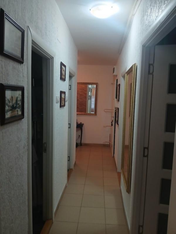Stan na prodaju u Beogradu, Novi Beograd blok 71, trosoban, 82m2, cena 254000 evra