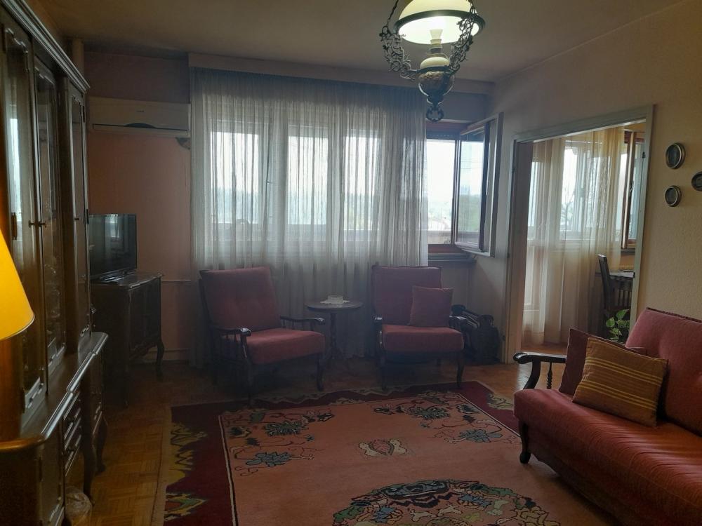 Stan na prodaju u Beogradu, Zemun Kej, trosoban, 80m2, cena 299000 evra