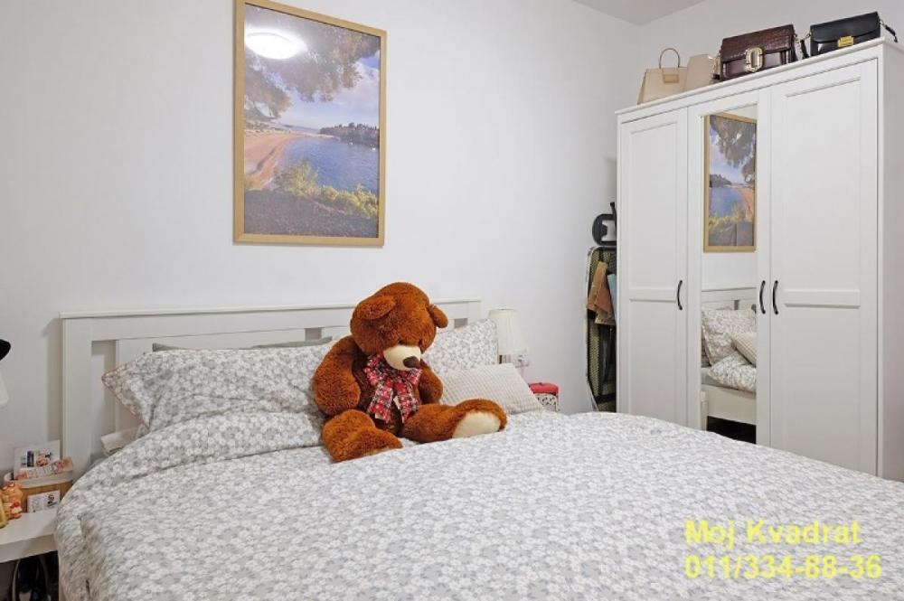 Stan na prodaju u Beogradu, Višnjička banja, dvoiposoban, 67m2, cena 154100 evra