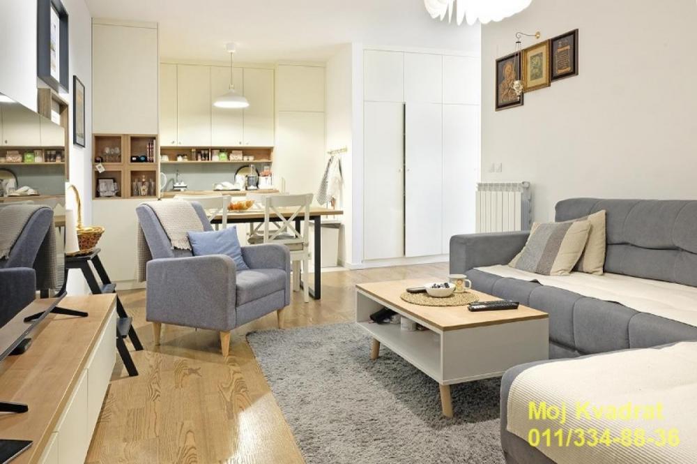 Stan na prodaju u Beogradu, Višnjička banja, dvoiposoban, 67m2, cena 154100 evra