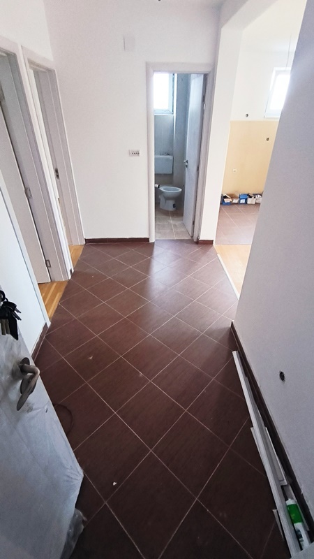 Stan na prodaju u Beogradu, Kaluđerica, trosoban, 34m2, cena 51000 evra