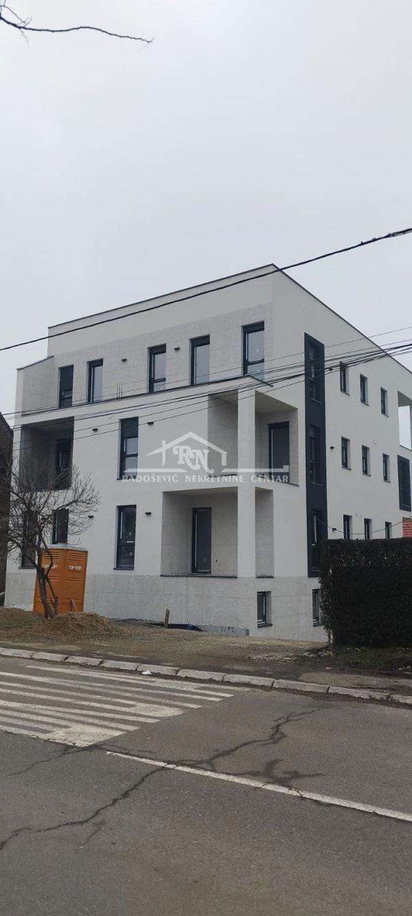 Stan na prodaju u Beogradu, Zemun, dvosoban, 50m2, cena 106606 evra