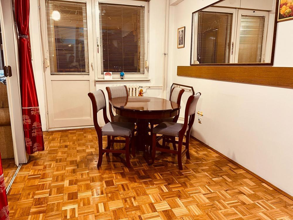 Stan na prodaju u Beogradu, Žarkovo, troiposoban, 103m2, cena 270000 evra