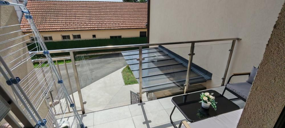 Stan na prodaju u Beogradu, Gornji grad, dvoiposoban, 65m2, cena 199000 evra