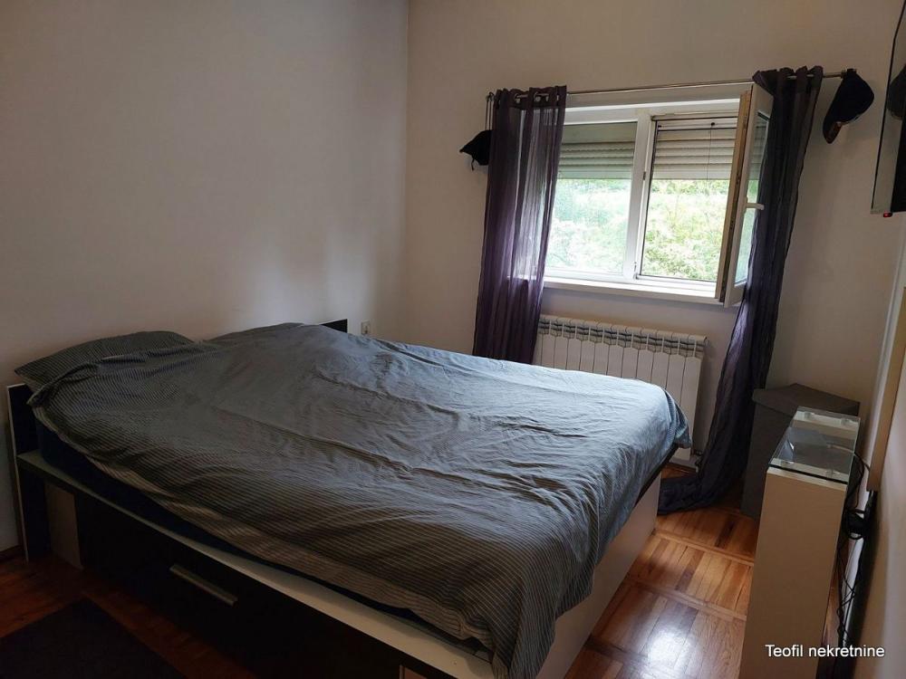 Stan na prodaju u Beogradu, Mirijevo, dvoiposoban, 69m2, cena 130000 evra