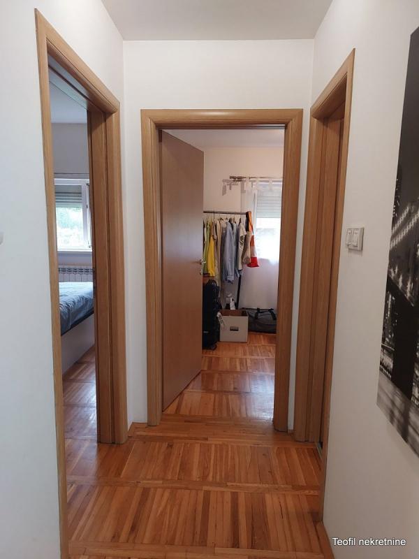 Stan na prodaju u Beogradu, Mirijevo, dvoiposoban, 69m2, cena 130000 evra