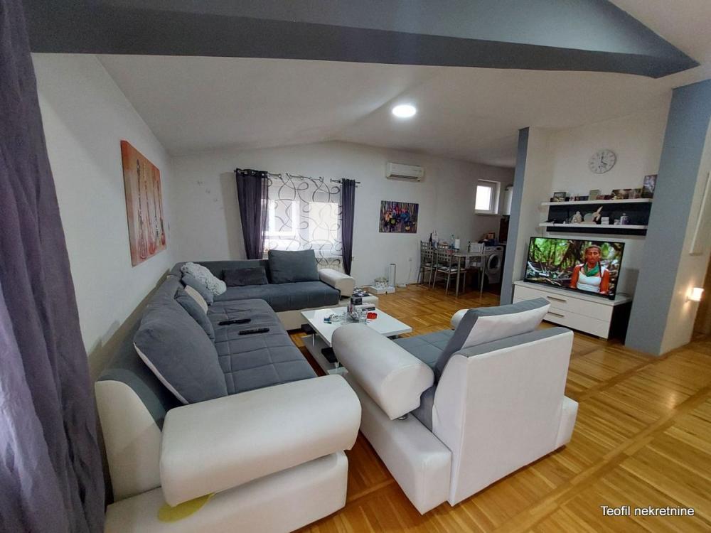 Stan na prodaju u Beogradu, Mirijevo, dvoiposoban, 69m2, cena 130000 evra