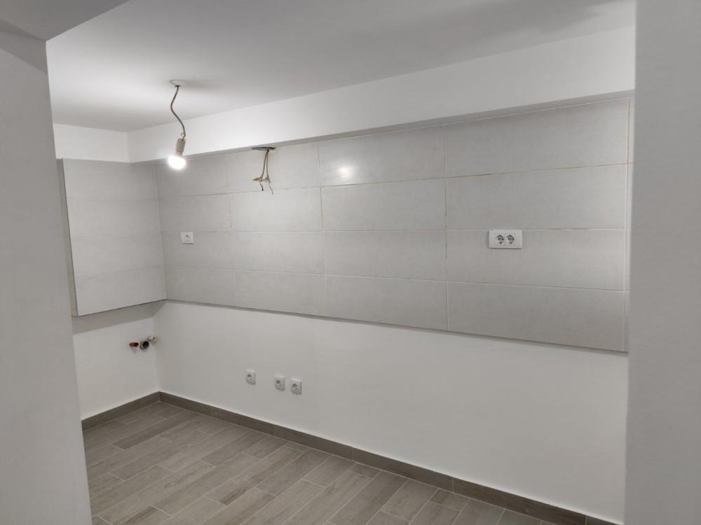 Stan na prodaju u Beogradu, Batajnica, dvoiposoban, 63m2, cena 130000 evra