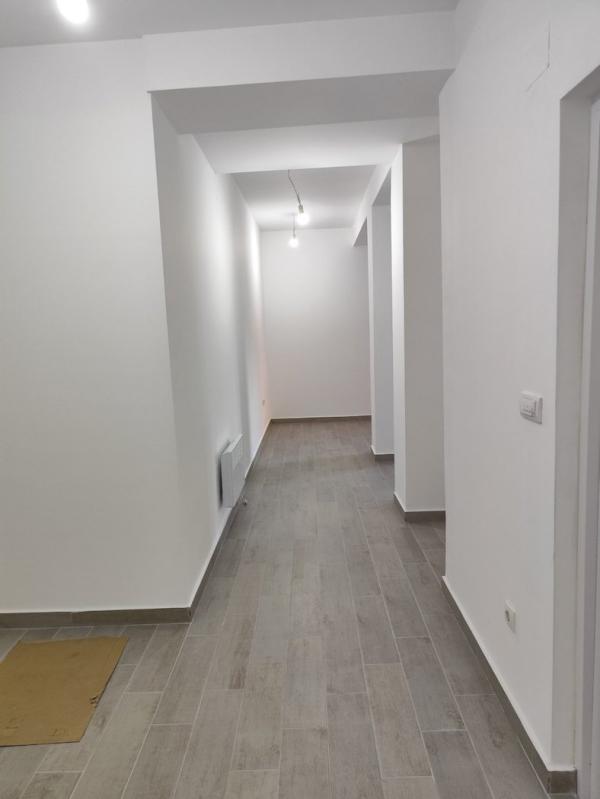 Stan na prodaju u Beogradu, Batajnica, dvoiposoban, 63m2, cena 130000 evra