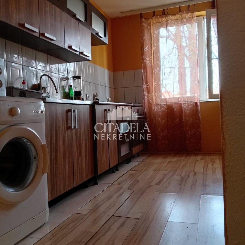 Stan na prodaju u Beogradu, Čukarica, jednoiposoban, 45m2, cena 58000 evra