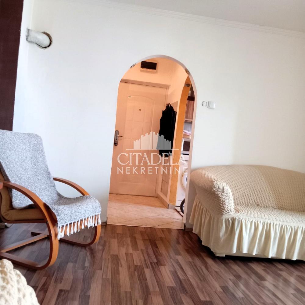 Stan na prodaju u Beogradu, Čukarica, jednoiposoban, 45m2, cena 58000 evra