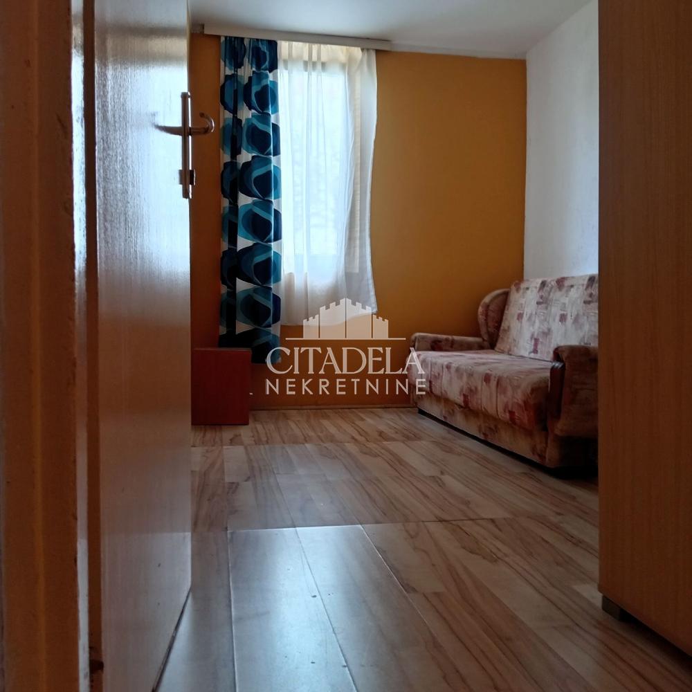 Stan na prodaju u Beogradu, Čukarica, jednoiposoban, 45m2, cena 58000 evra