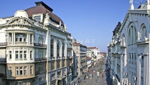 Stan na prodaju u Beogradu, Knez Mihailova, dvoiposoban, 59m2, cena 339900 evra