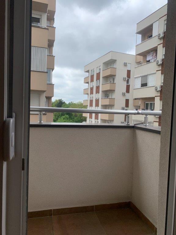 Stan na prodaju u Beogradu, Mirijevo, jednoiposoban, 40m2, cena 80820 evra