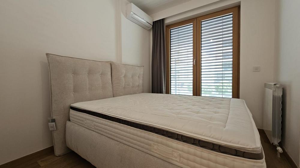 Stan na prodaju u Beogradu, Novi Beograd, trosoban, 62m2, cena 295000 evra