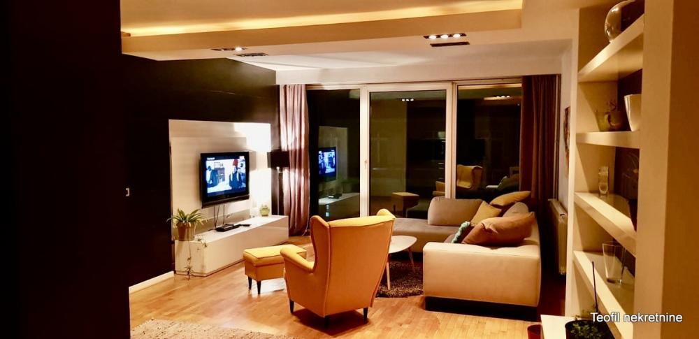 Stan na prodaju u Beogradu, Krunski venac, cetvorosoban, 106m2, cena 505000 evra