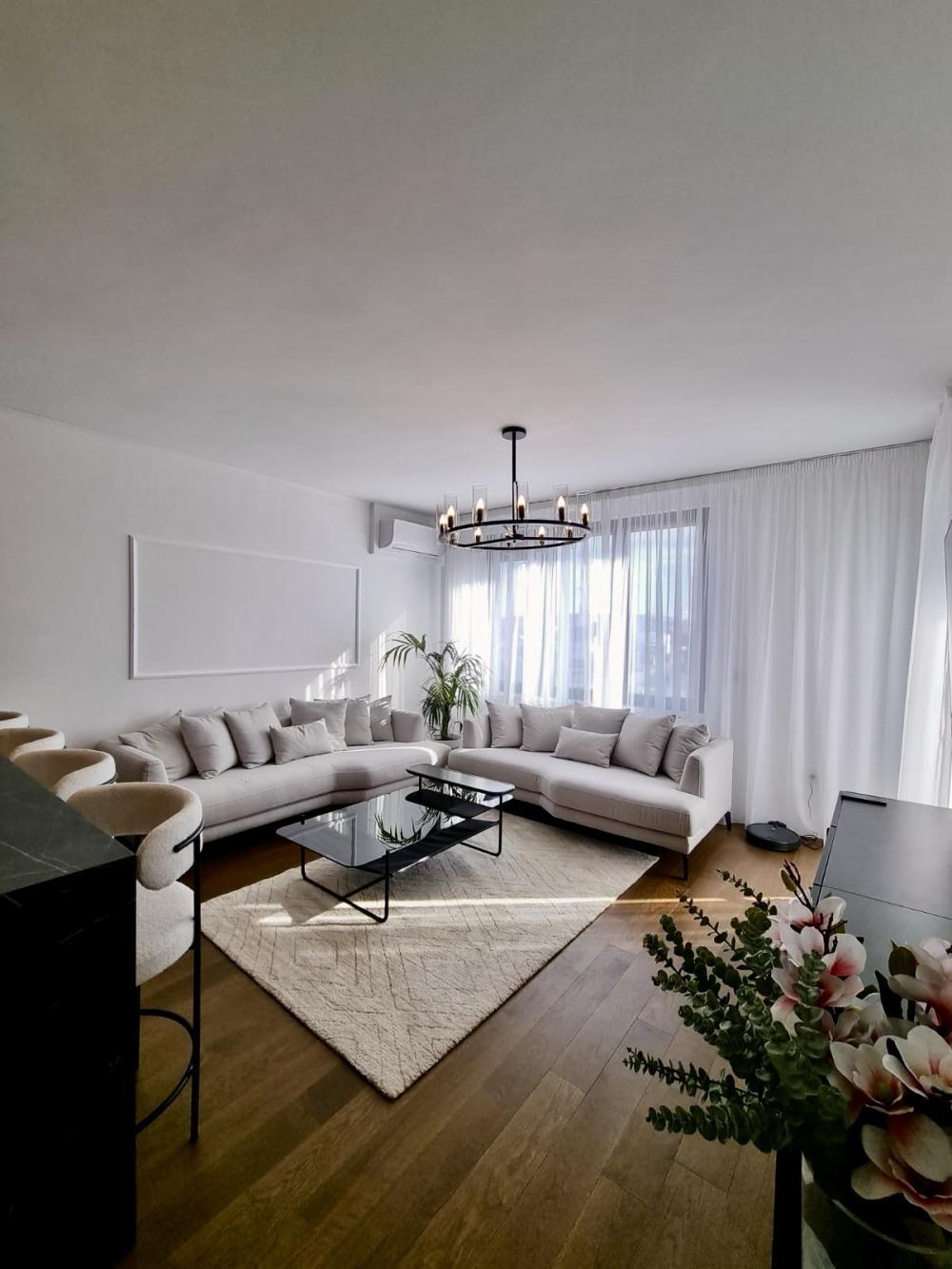 Stan na prodaju u Beogradu, Novi Beograd blok 58, trosoban, 82m2, cena 379000 evra