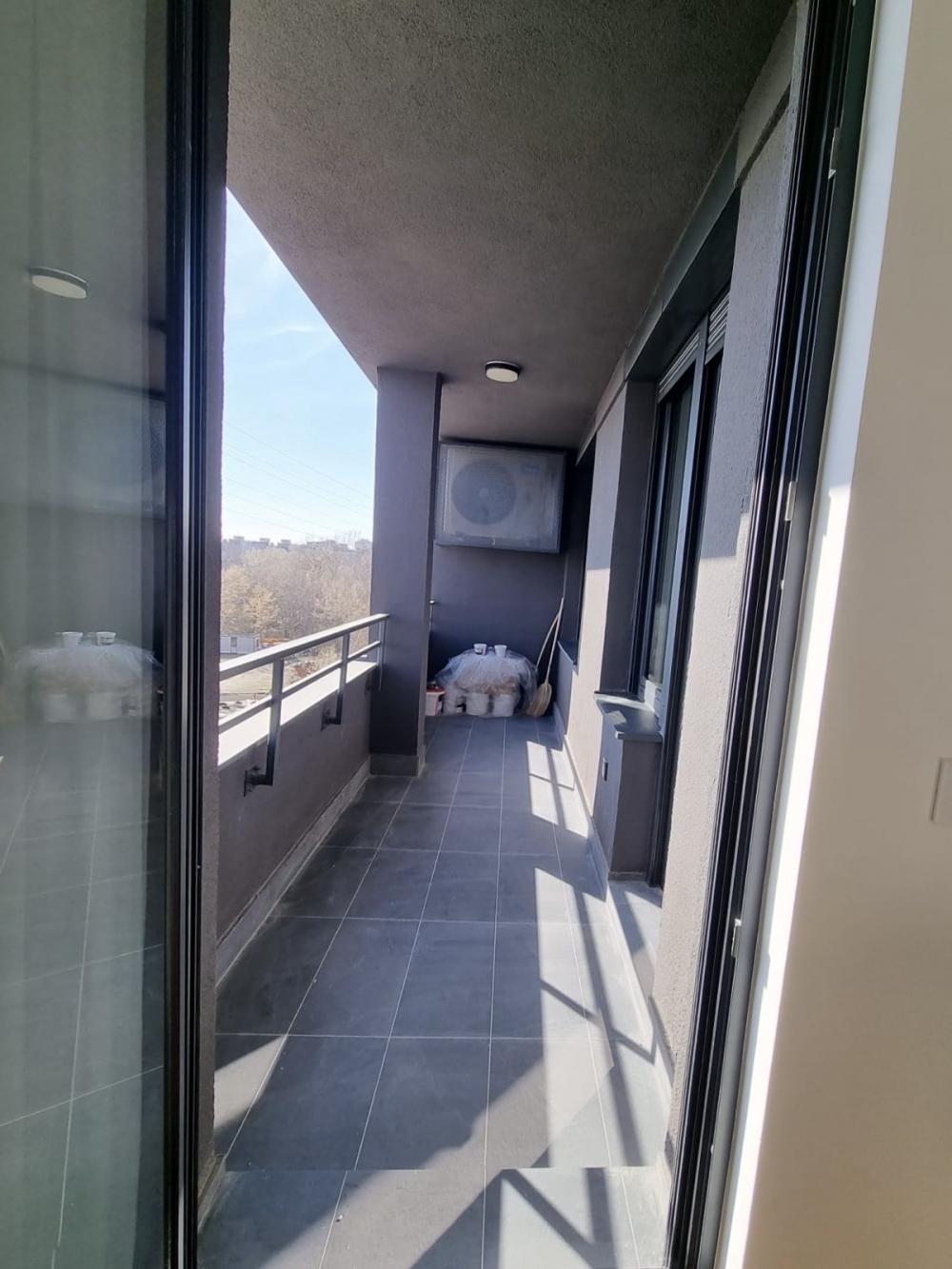 Stan na prodaju u Beogradu, Novi Beograd blok 58, trosoban, 82m2, cena 379000 evra