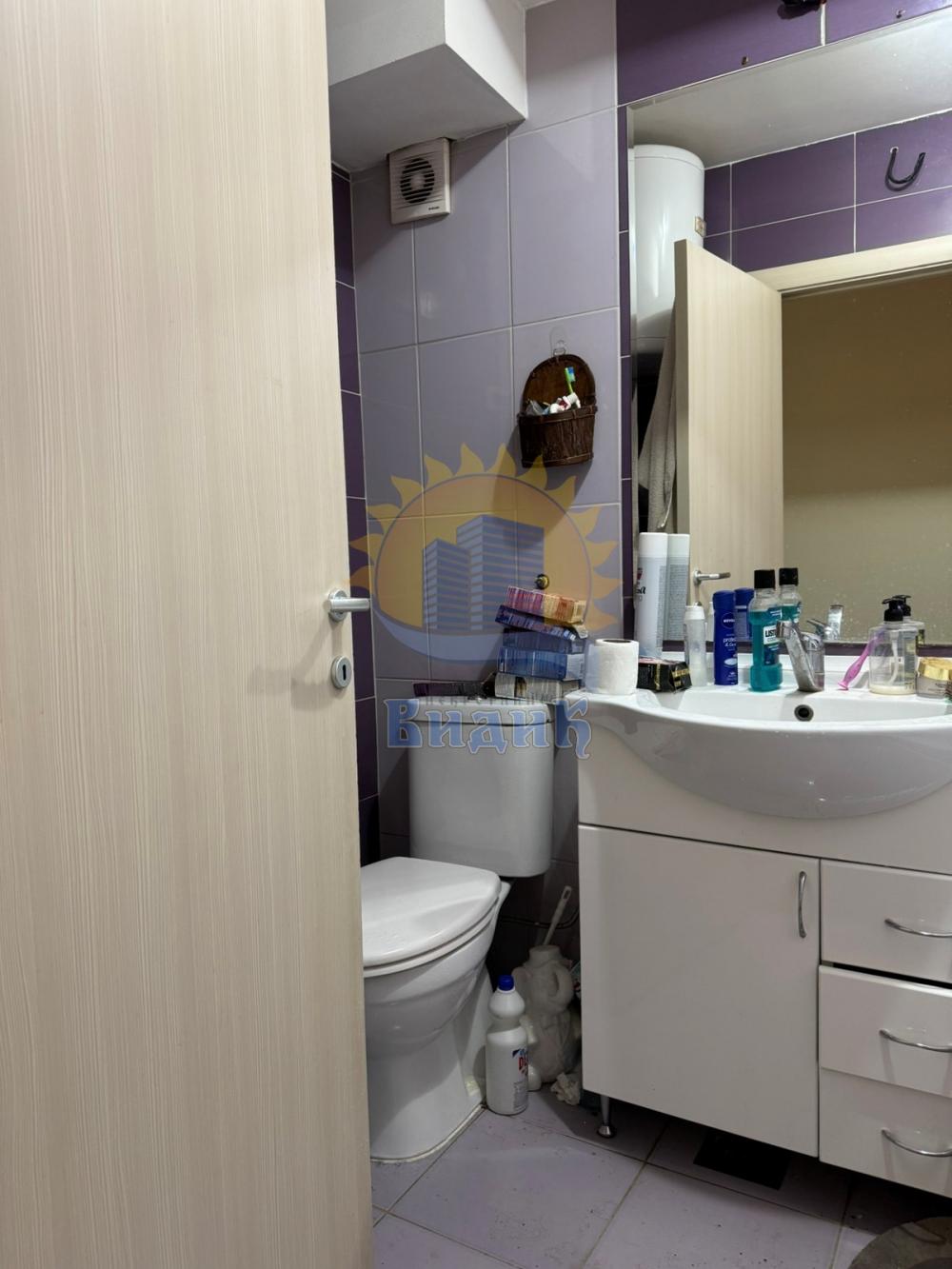 Stan na prodaju u Beogradu, Zemun, dvosoban, 52m2, cena 115000 evra