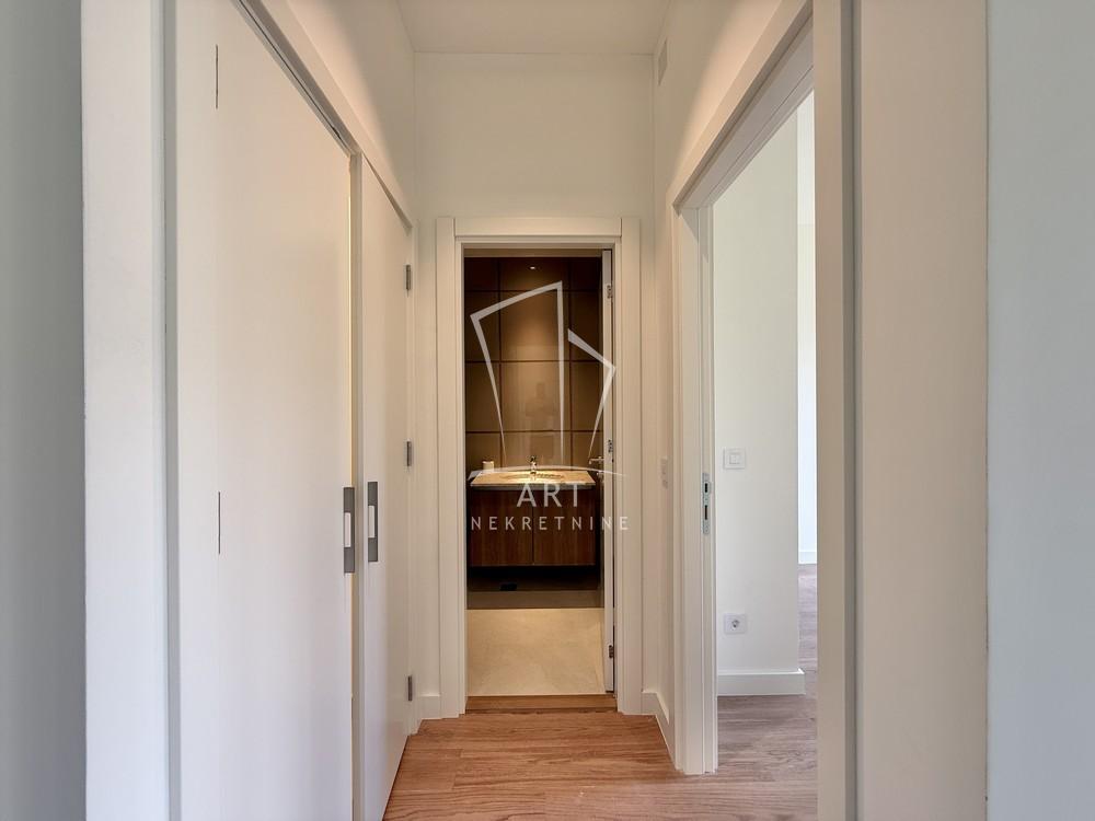 Stan na prodaju u Beogradu, Beograd na vodi, dvosoban, 56m2, cena 285000 evra