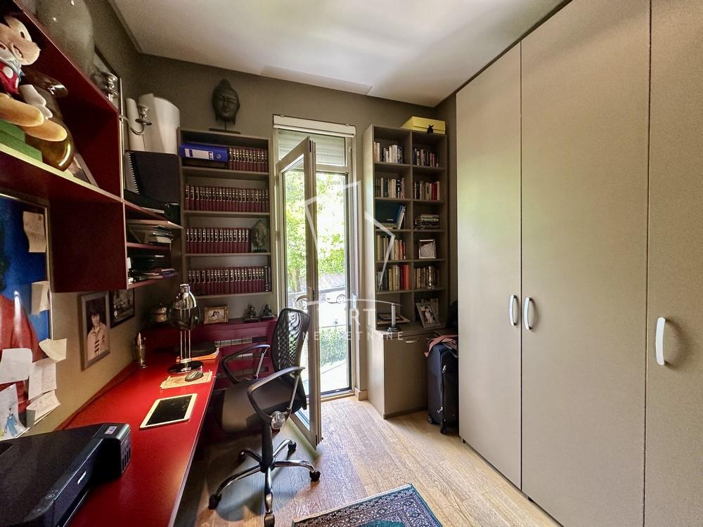 Stan na prodaju u Beogradu, Dedinje, cetvorosoban, 128m2, cena 450000 evra