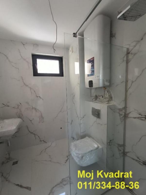 Stan na prodaju u Beogradu, Autokomanda, trosoban, 78m2, cena 266628 evra