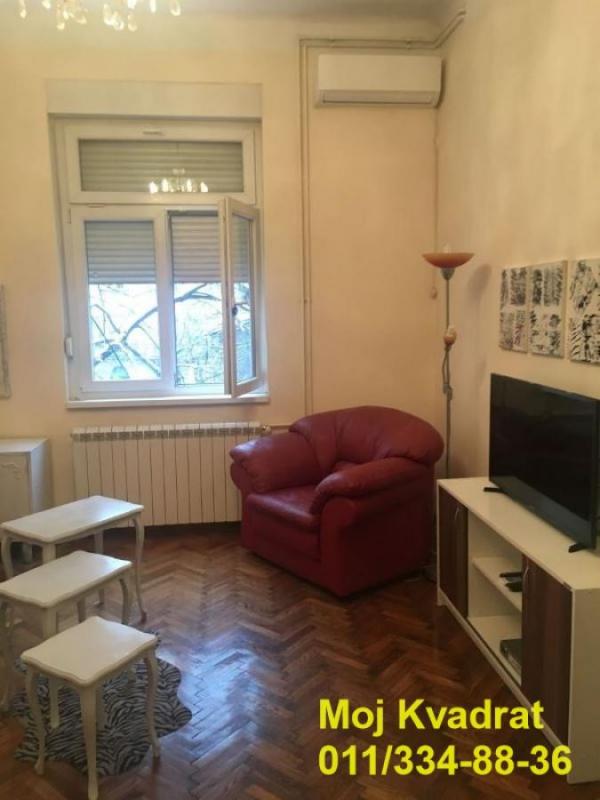 Stan na prodaju u Beogradu, Karađorđev park, dvosoban, 62m2, cena 240000 evra